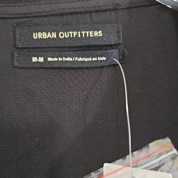 NWT Urban Outfitters Black Bea Wrap Blouse Long Sleeve Medium - Picture 7 of 9